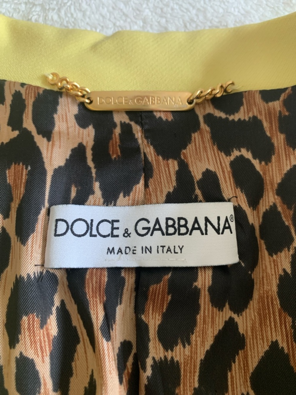 Dolce & Gabbana Lemon Yellow Long Trench Coat with Leopard Lining - Picture 16 of 16